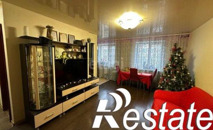 3-комн квартира улица 5 Августа, 32,  д. 32