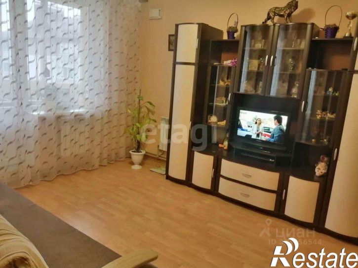 3-комн квартира Большетроицкая улица, 30,  д. 30