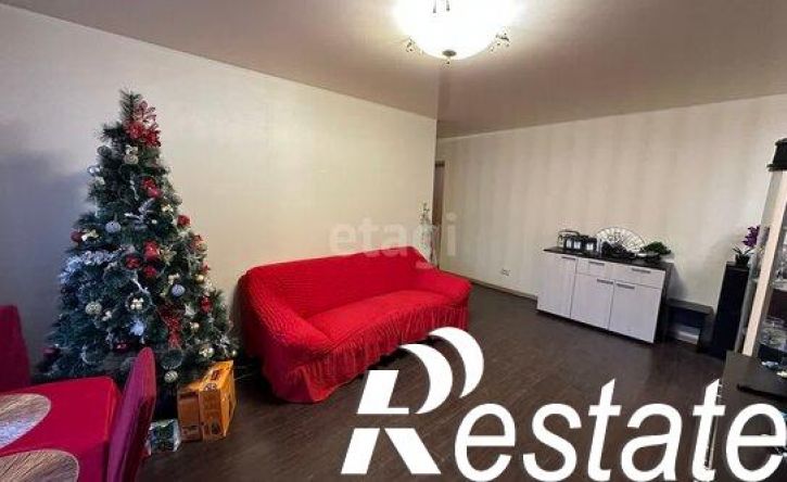 3-комн квартира улица 5 Августа, 32,  д. 32