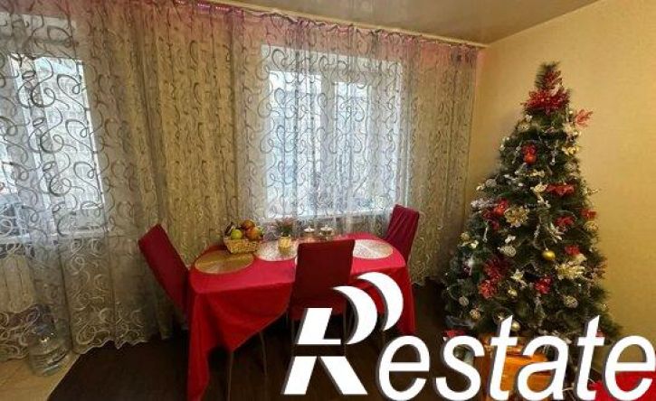 3-комн квартира улица 5 Августа, 32,  д. 32