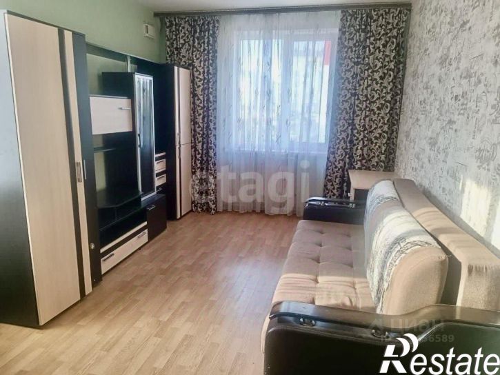 4-комн квартира Большетроицкая улица, 30,  д. 30
