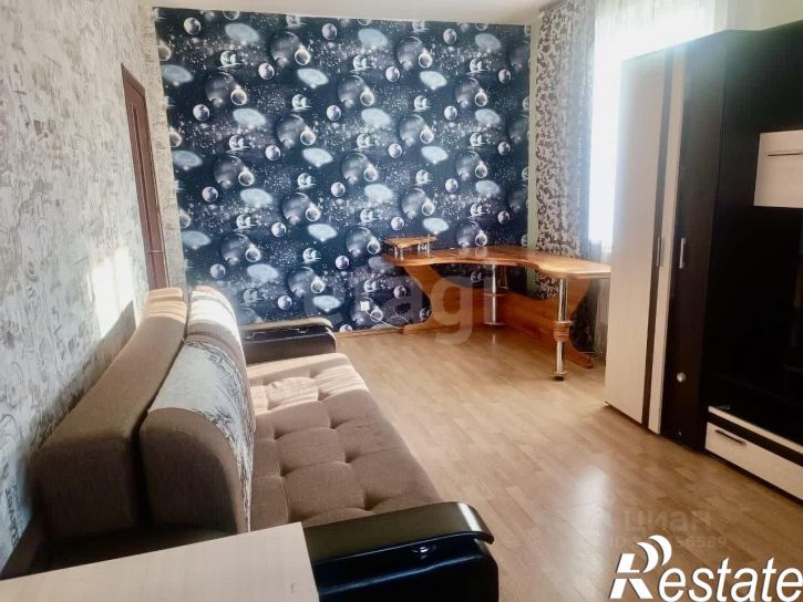 4-комн квартира Большетроицкая улица, 30,  д. 30