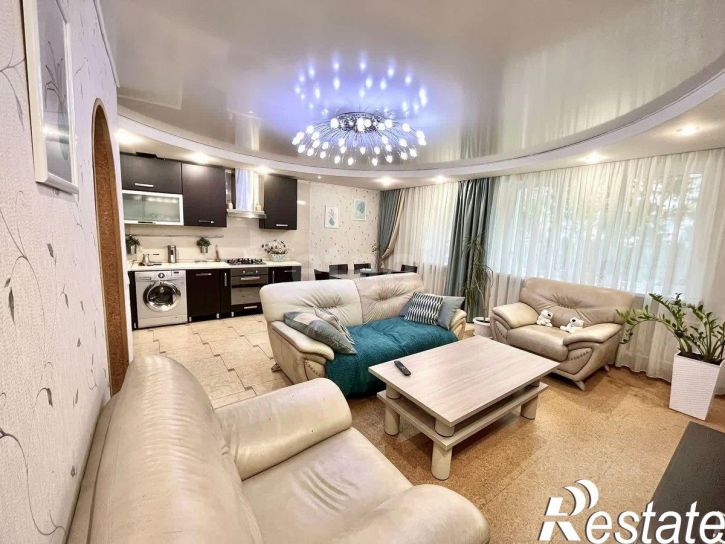 4-комн квартира улица Губкина, 55,  д. 55