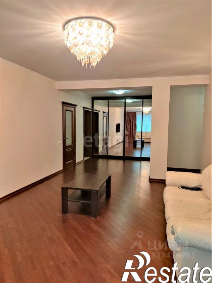 3-комн квартира бульвар Юности, 23,  д. 23
