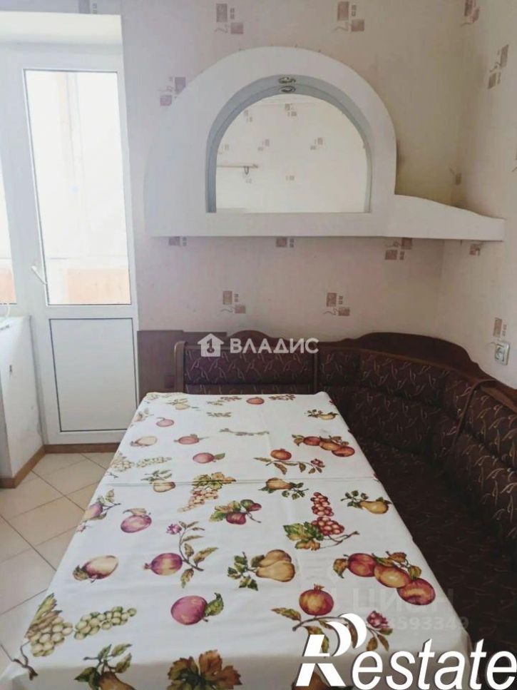 2-комн квартира улица Попова, 58,  д. 58