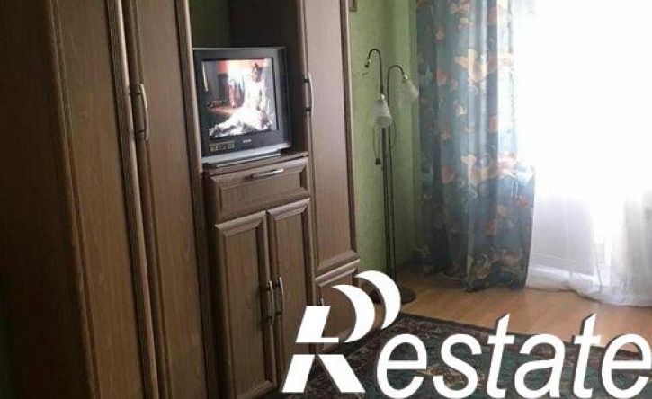 1-комн квартира улица Есенина, 52,  д. 52
