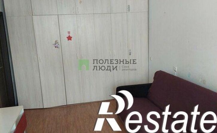 2-комн квартира улица Есенина, 48,  д. 48