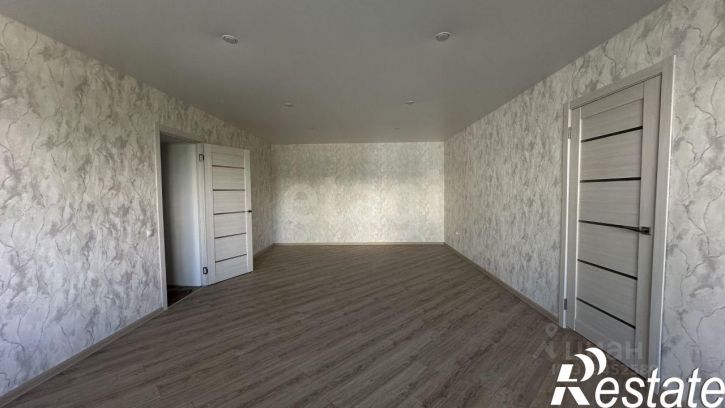 4-комн квартира улица Толстого, 50,  д. 50