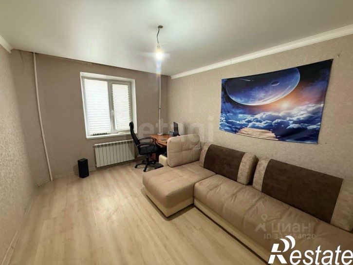 3-комн квартира улица Шаландина, 8,  д. 8