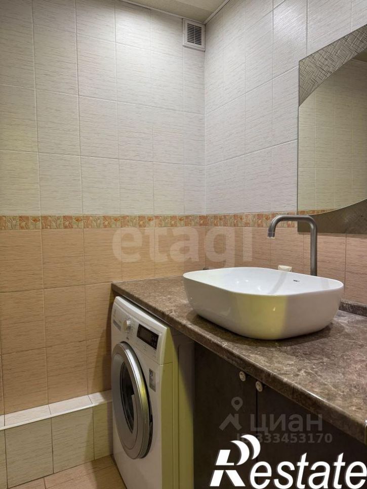 2-комн квартира улица 3 Интернационала, 25,  д. 25