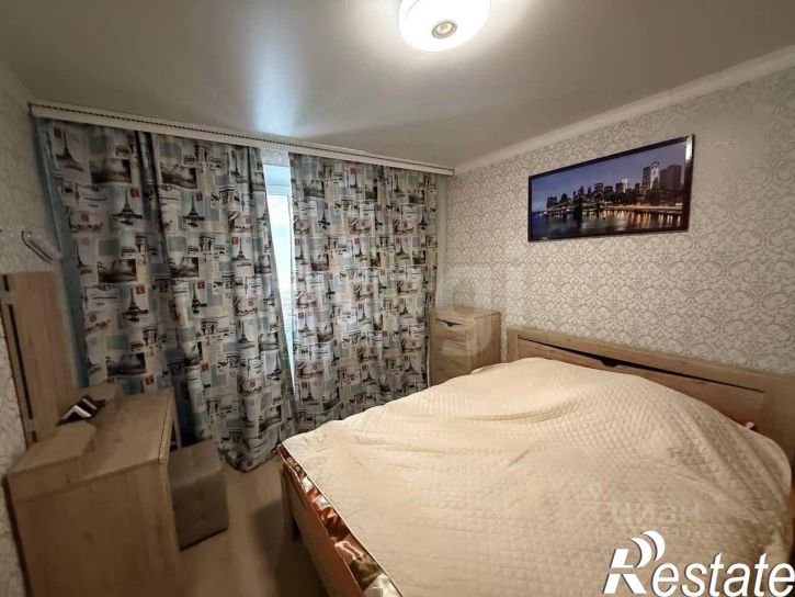 3-комн квартира улица Шаландина, 8,  д. 8