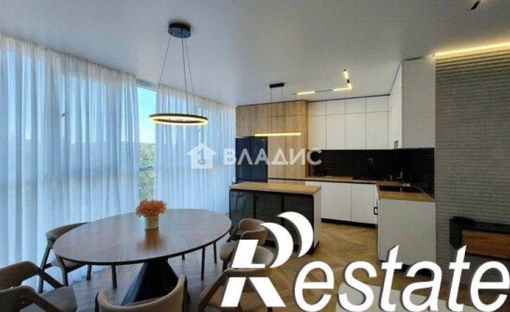 3-комн квартира улица Н.Островского, 27,  д. 27