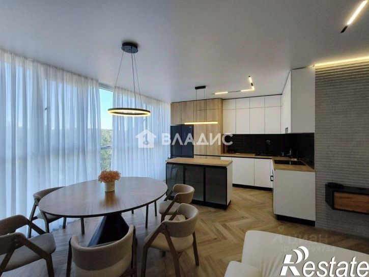 3-комн квартира улица Н.Островского, 27,  д. 27