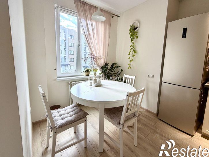 2-комн квартира Семейная улица, 33,  д. 33