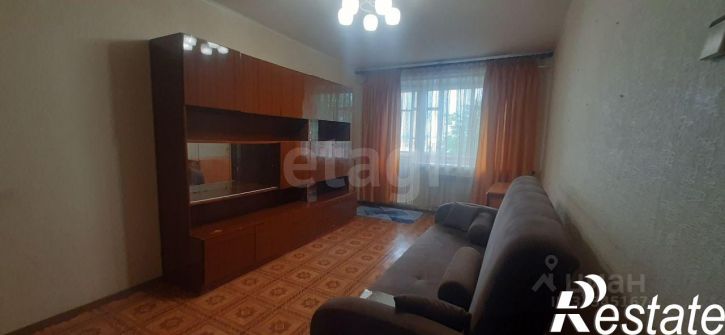 2-комн квартира улица 5 Августа, 38,  д. 38