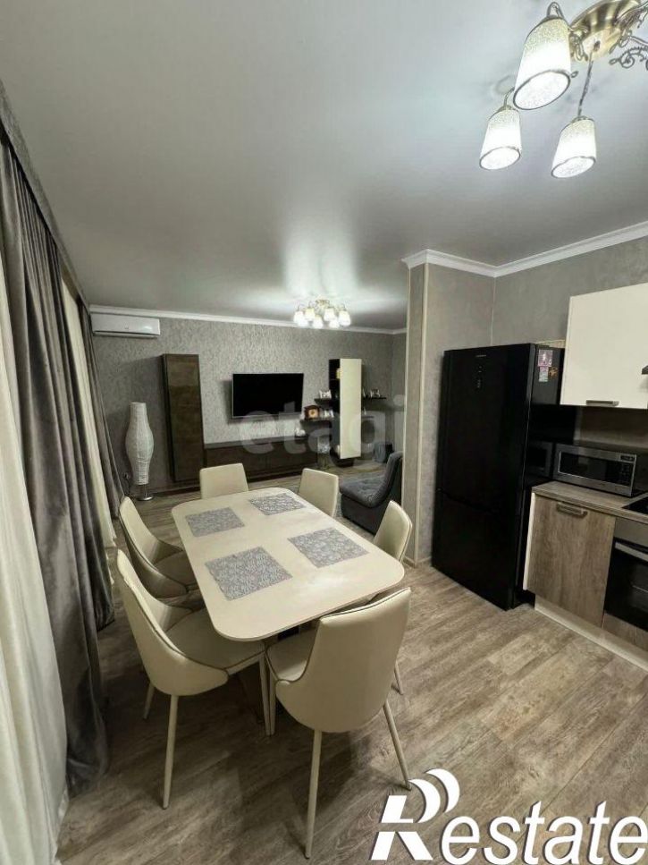 6-комн квартира улица 5 Августа, 31,  д. 31