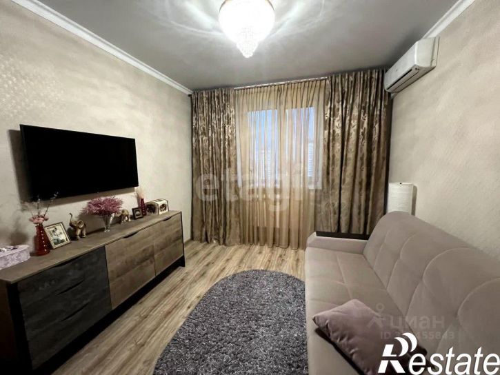 6-комн квартира улица 5 Августа, 31,  д. 31