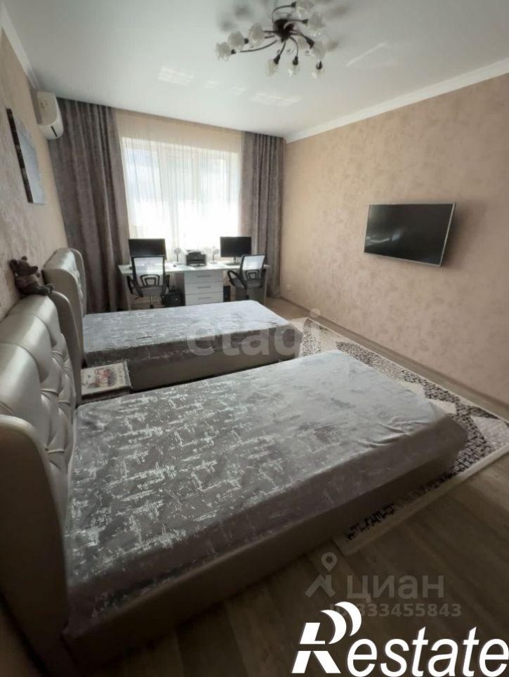 6-комн квартира улица 5 Августа, 31,  д. 31