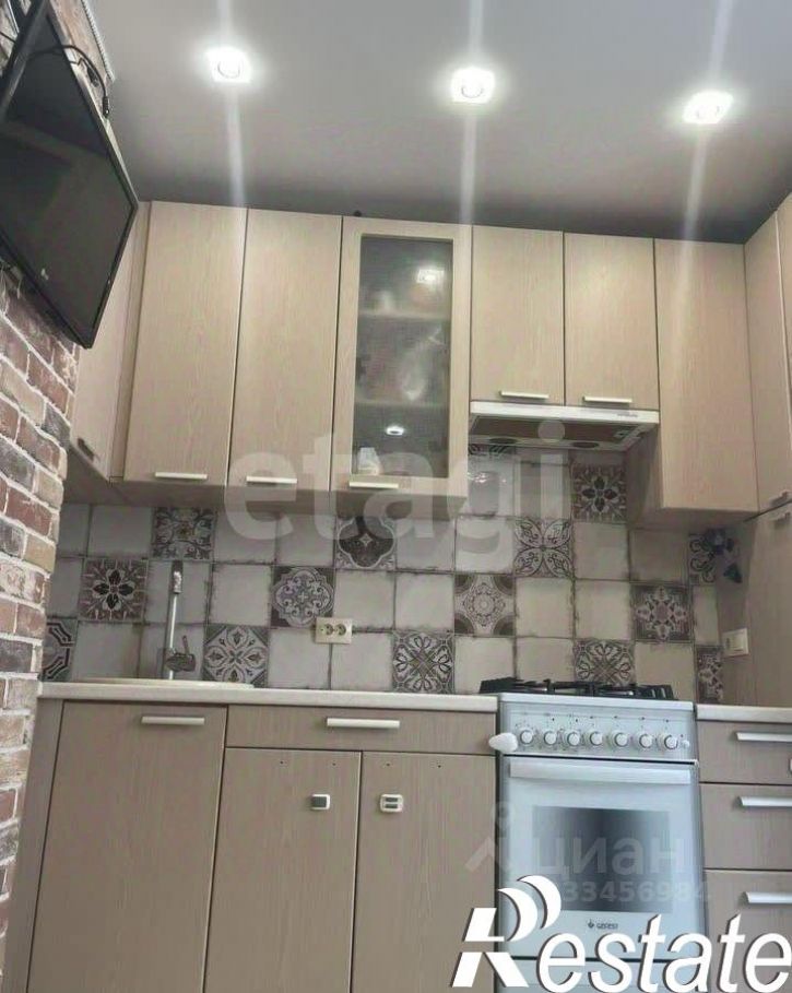 1-комн квартира бульвар Строителей, 18,  д. 18