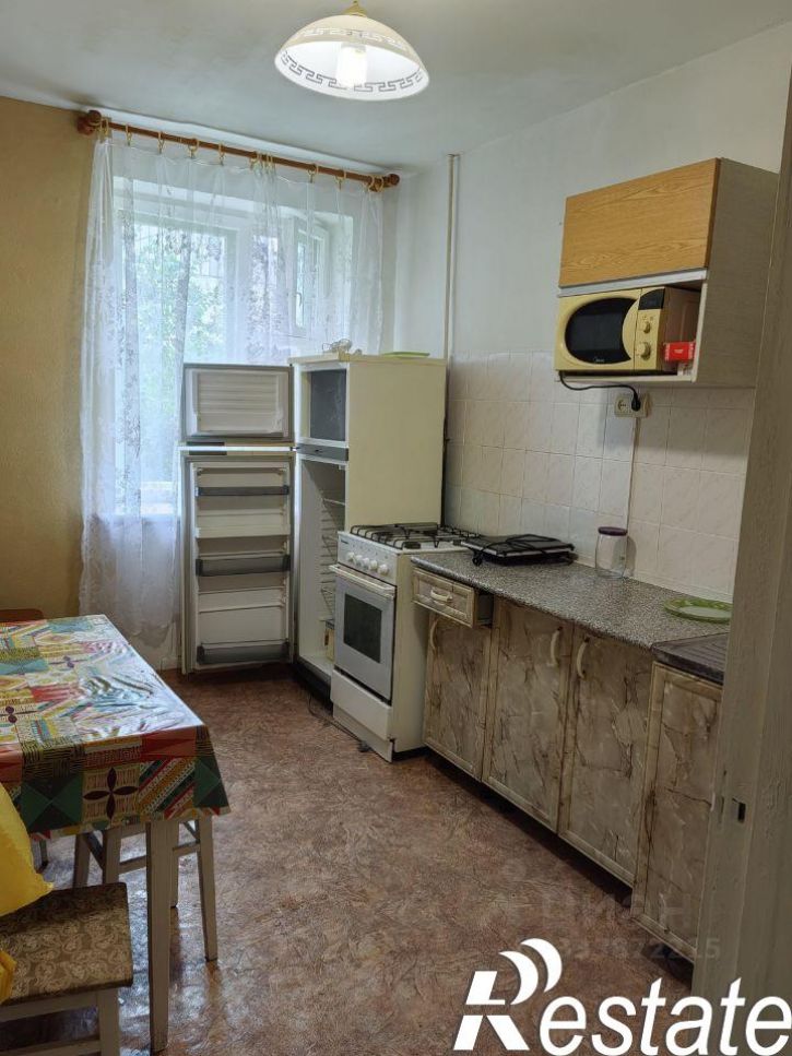 3-комн квартира улица Губкина, 18Г,  д. 18Г