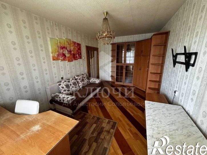 2-комн квартира улица 5 Августа, 44,  д. 44
