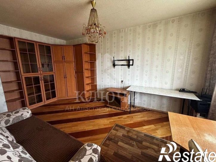 2-комн квартира улица 5 Августа, 44,  д. 44