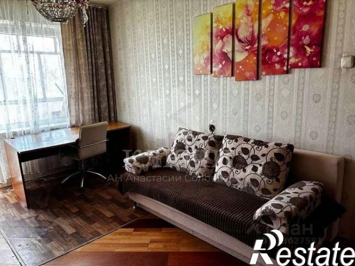 2-комн квартира улица 5 Августа, 44,  д. 44