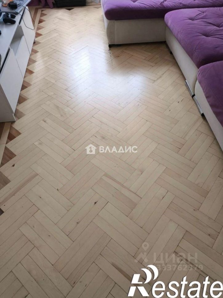4-комн квартира Октябрьская улица, 63,  д. 63