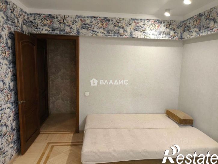 4-комн квартира Октябрьская улица, 63,  д. 63
