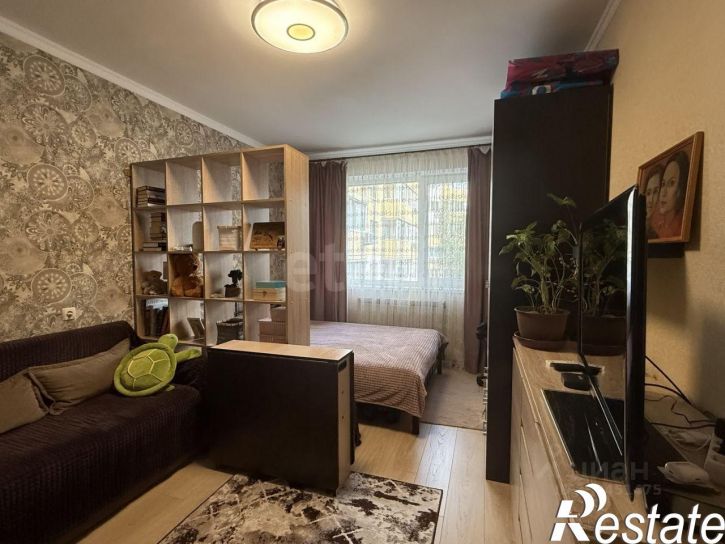 2-комн квартира улица Есенина, 44А,  д. 44А