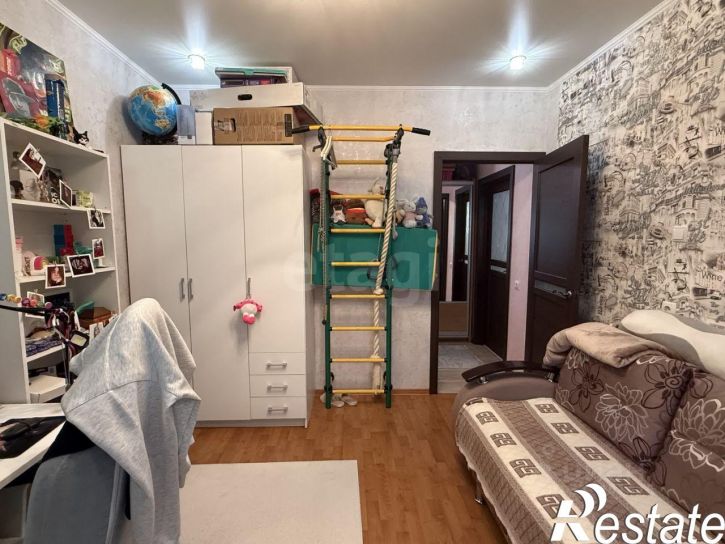 2-комн квартира улица Есенина, 44А,  д. 44А
