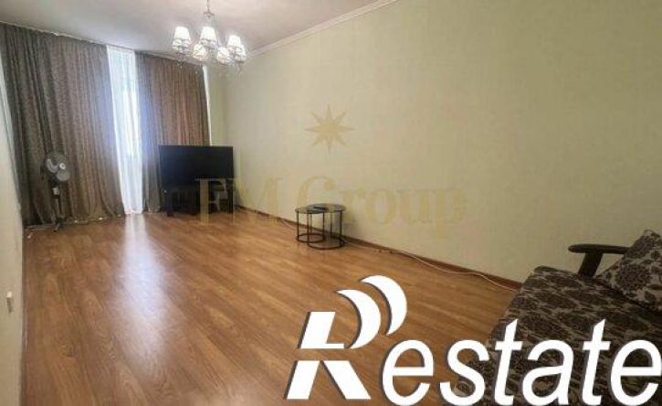 2-комн квартира улица Белгородского Полка, 62,  д. 62