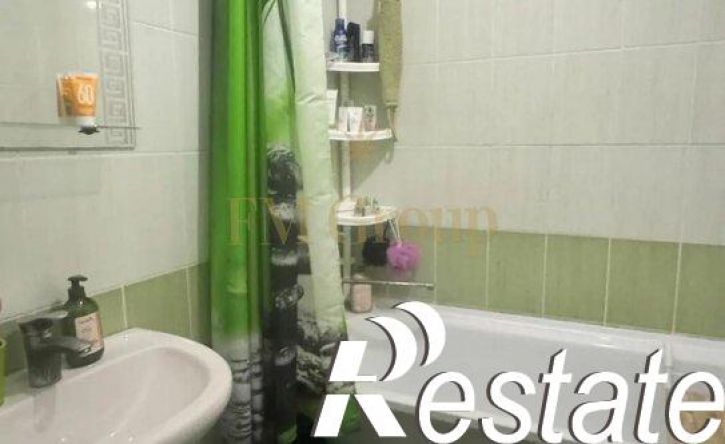 2-комн квартира улица Белгородского Полка, 62,  д. 62