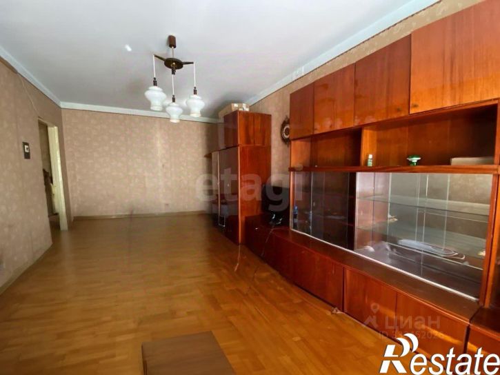 2-комн квартира улица Костюкова, 53,  д. 53