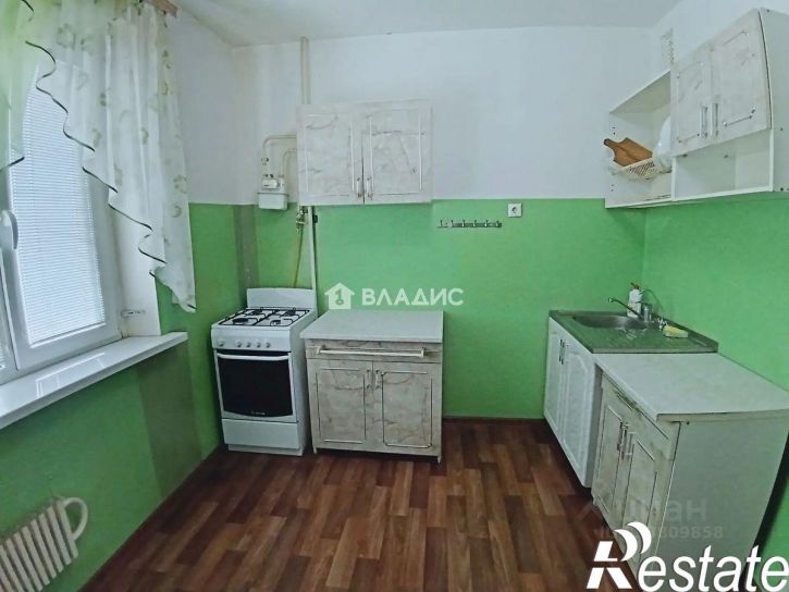 1-комн квартира улица Есенина, 16,  д. 16