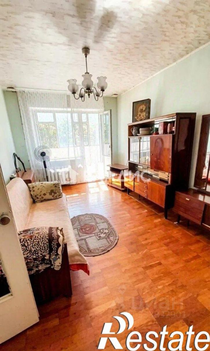 2-комн квартира улица 5 Августа, 40,  д. 40