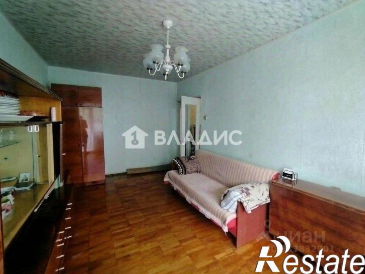 2-комн квартира улица 5 Августа, 40,  д. 40