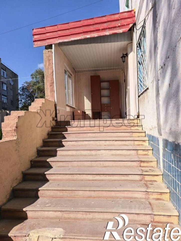 6-комн квартира Привольная улица, 18,  д. 18