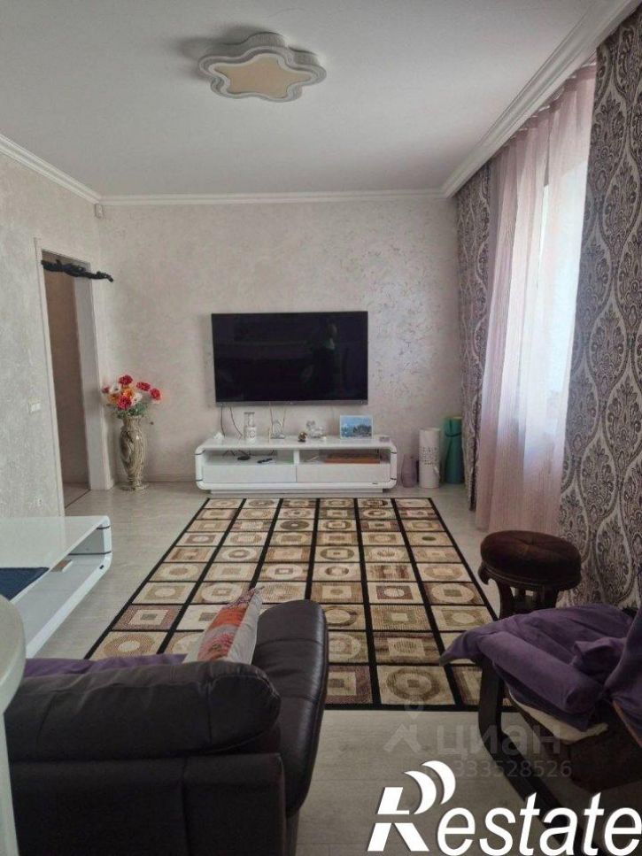 3-комн квартира Гостёнская улица, 14,  д. 14