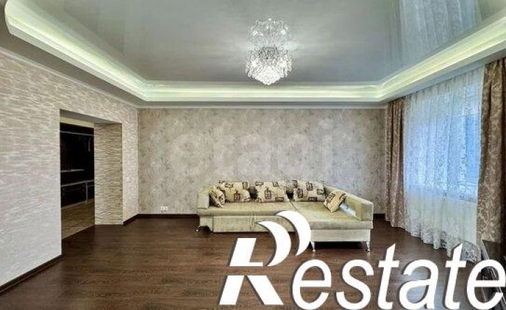 2-комн квартира бульвар Юности, 33,  д. 33
