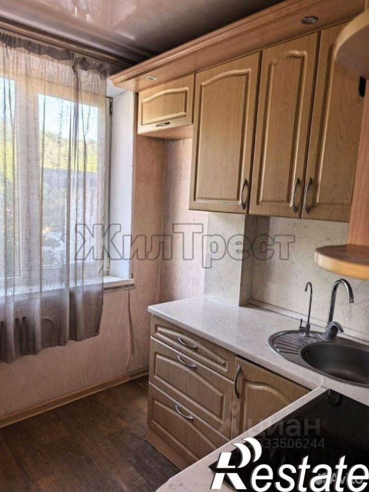 6-комн квартира Привольная улица, 18,  д. 18