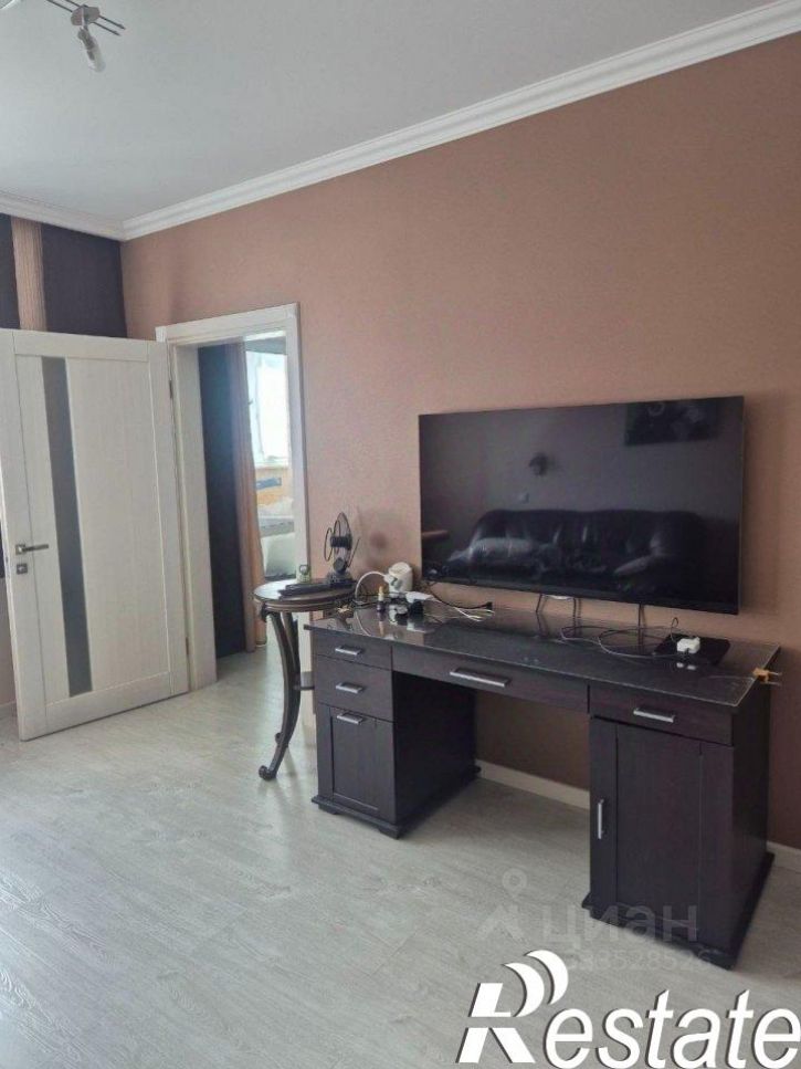 3-комн квартира Гостёнская улица, 14,  д. 14