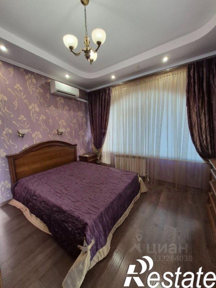 3-комн квартира улица Победы, 124,  д. 124