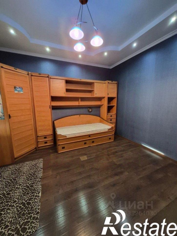 3-комн квартира улица Победы, 124,  д. 124