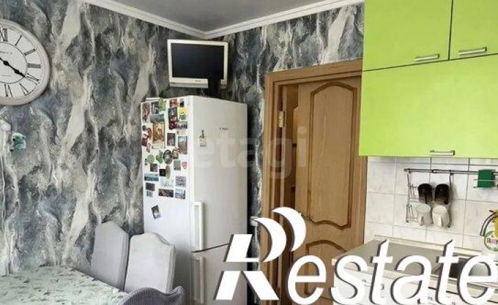 4-комн квартира улица Будённого, 15,  д. 15