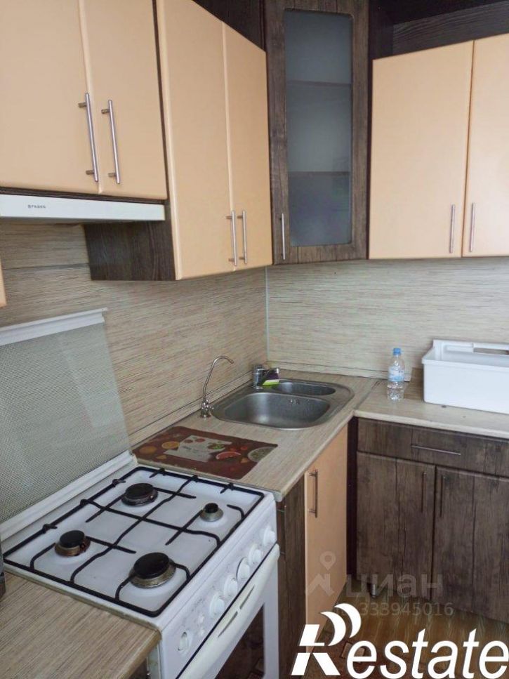 3-комн квартира улица Есенина, 24,  д. 24