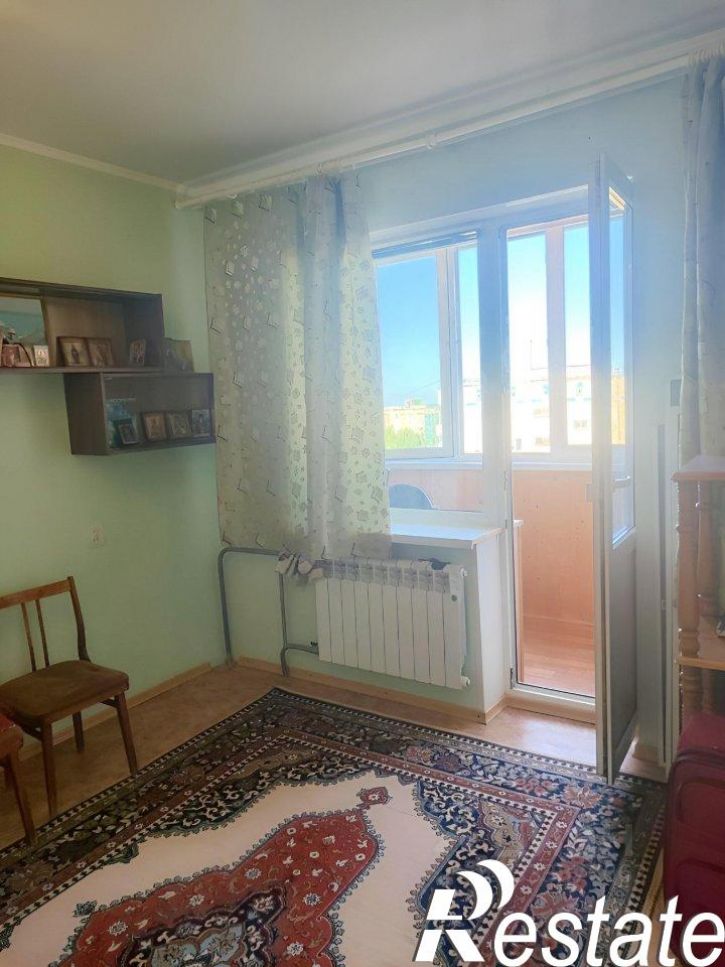 3-комн квартира проспект Ватутина, 23,  д. 23