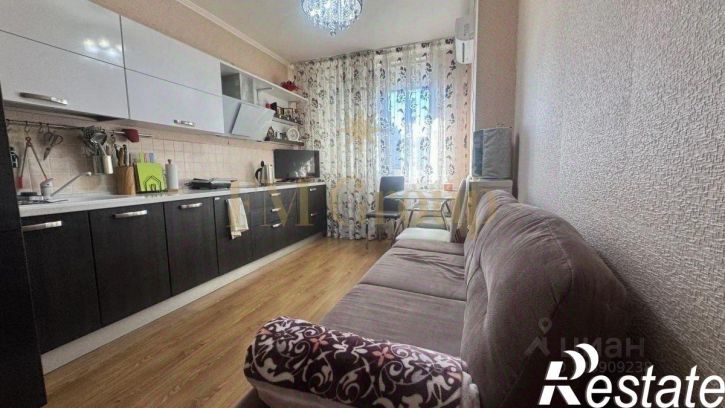 2-комн квартира улица Белгородского Полка, 62,  д. 62