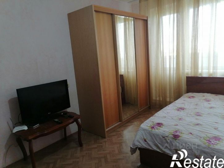 1-комн квартира улица Есенина, 50,  д. 50