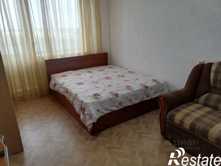 1-комн квартира улица Есенина, 50,  д. 50